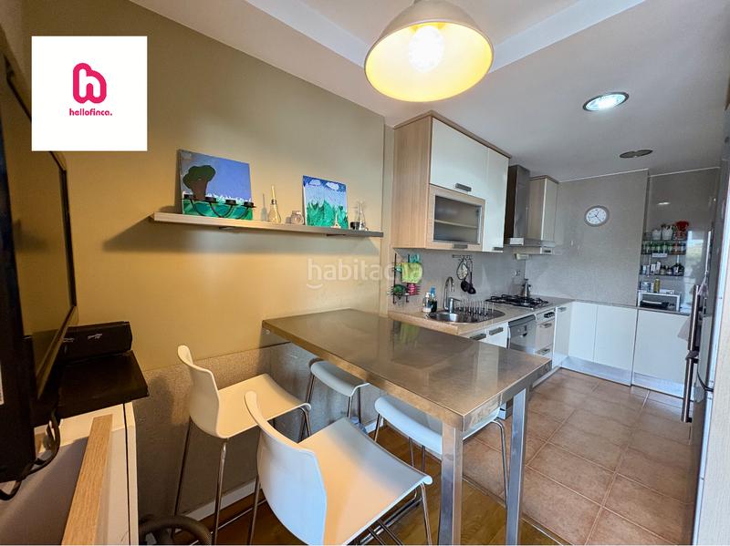 Foto f5fe1e23-00db-442d-90a7-690087e61982. Appartamento con riscaldamento parcheggio piscina in Tiana