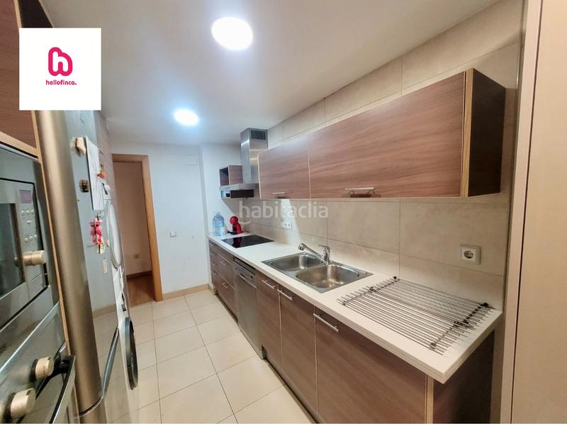 Foto 10c2568b-34e5-4d87-be90-1734b0c4357c. Planta baja  con terraza, piscina, parking y trastero en Sabadell