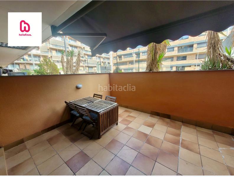 Foto 25674ba2-37d3-41a2-8f03-01224638f4b4. Planta baja  con terraza, piscina, parking y trastero en Sabadell