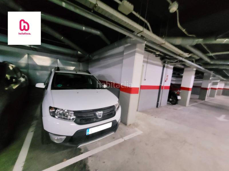 Foto 3b4b80d3-0268-4223-b1a3-a34e1b31d222. Planta baja  con terraza, piscina, parking y trastero en Sabadell