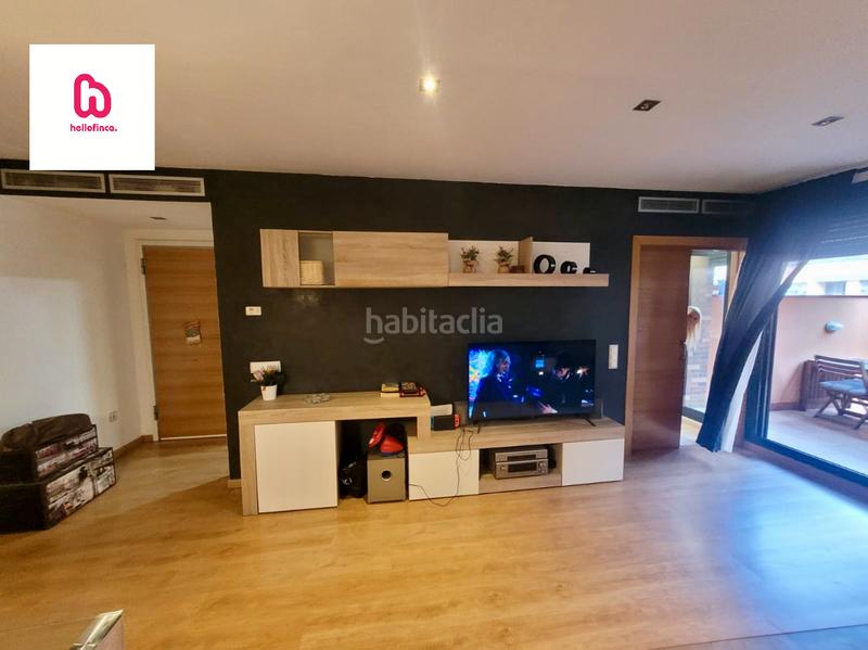 Foto cc848bea-939d-4dad-a0be-e6c31a77eec2. Planta baja  con terraza, piscina, parking y trastero en Sabadell