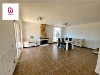 Haus  Carrer violeta. Casa en venta en mas móra – tordera
