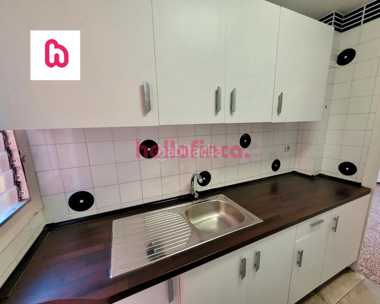 Foto 353f60a6-2b4d-40c0-80bf-e132a37f361a. Piso  a la venta - Horta guinardó en Horta Barcelona