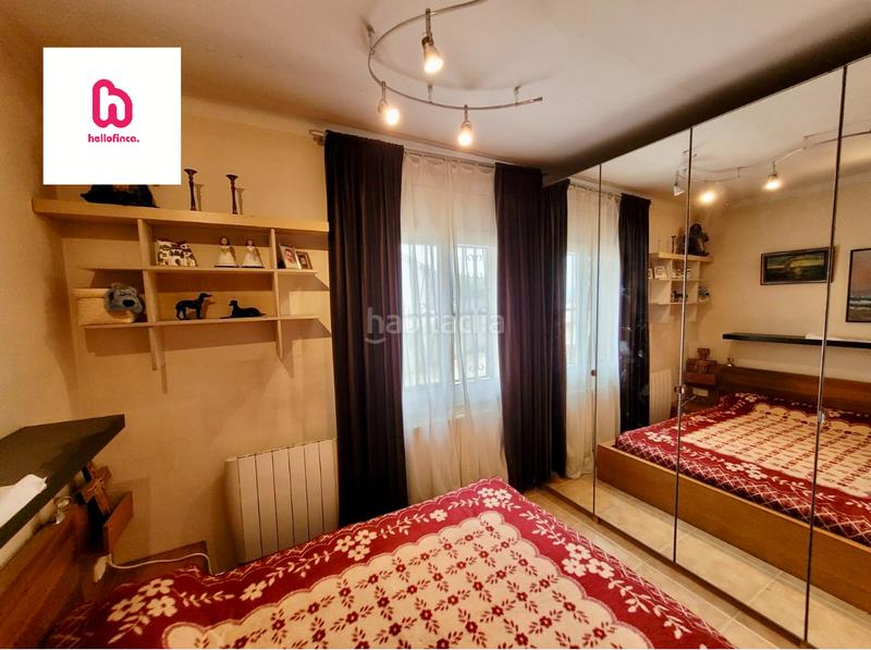 Foto 282d087c-6405-4e9b-a456-7af985dae161. Chalet mit kamin heizung parking pool in Mas d´en Gall Esparreguera