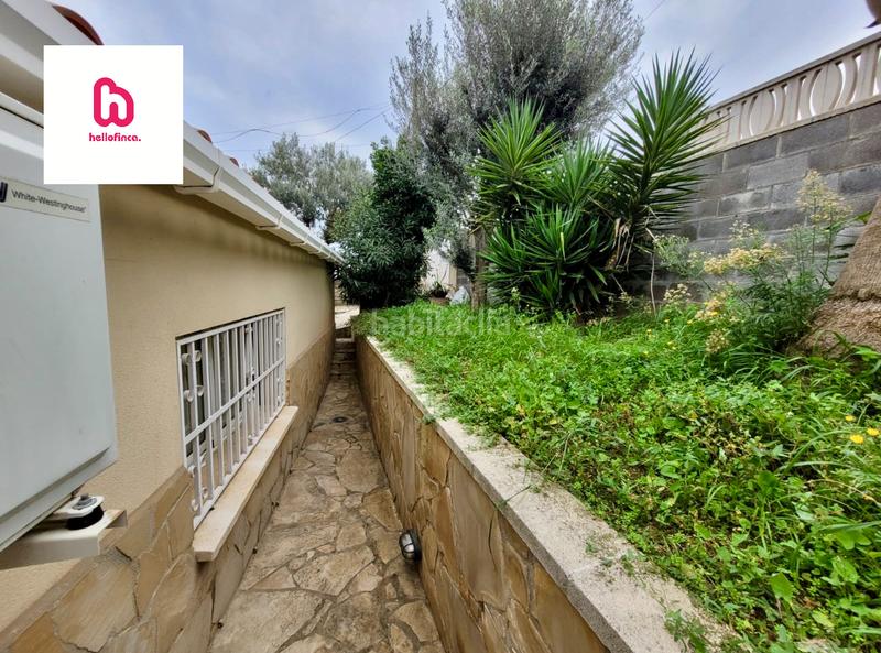 Foto d7f9373a-e816-46d2-9e2d-2b56083c0876. Chalet mit kamin heizung parking pool in Mas d´en Gall Esparreguera