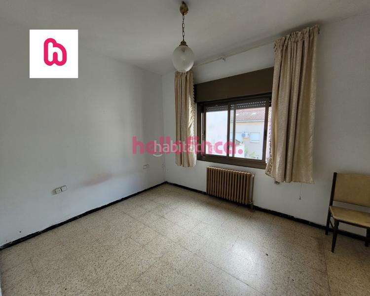 Foto 3f6db84c-b052-4e3e-b4ad-fb05078b250d. Reihenhaus mit heizung in Sant Vicenç de Castellet