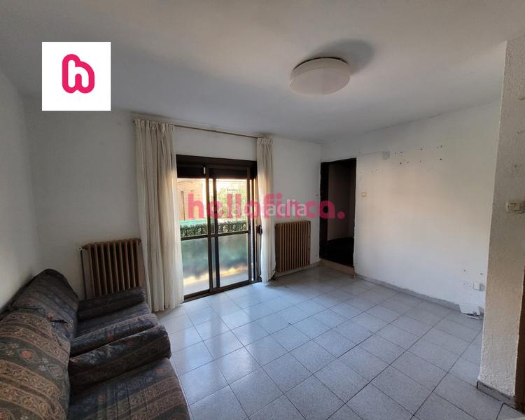 Foto 88a0849b-beeb-4087-bd18-ba9a5b6bd5f5. Reihenhaus mit heizung in Sant Vicenç de Castellet