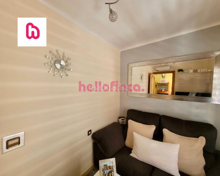 Foto 17f9ed85-ed65-4012-9246-645eb7757e6f. Flat with heating in Llatí Santa Coloma de Gramenet