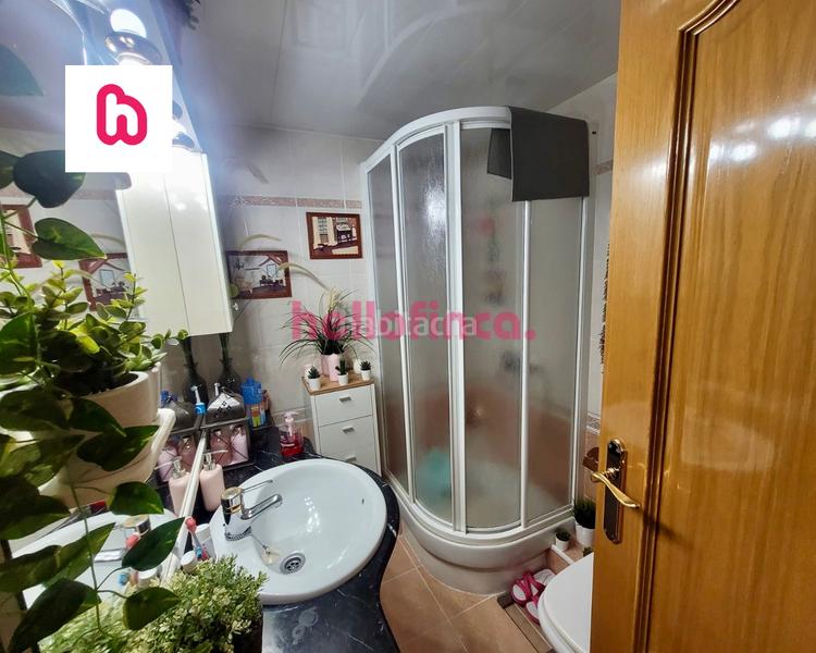 Foto 6f1a1a4c-b4aa-4059-a9f1-ca2fae0bc03f. Appartement avec chauffage dans Llatí Santa Coloma de Gramenet