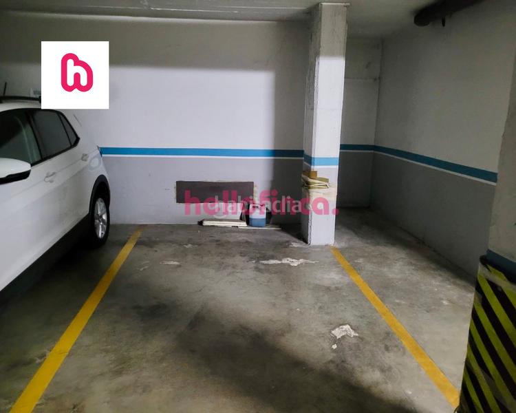 Foto 27c0d0b9-c70d-47eb-9523-196e623a2c51. Àtic amb calefacció aparcament a Ca n'Aurell Terrassa