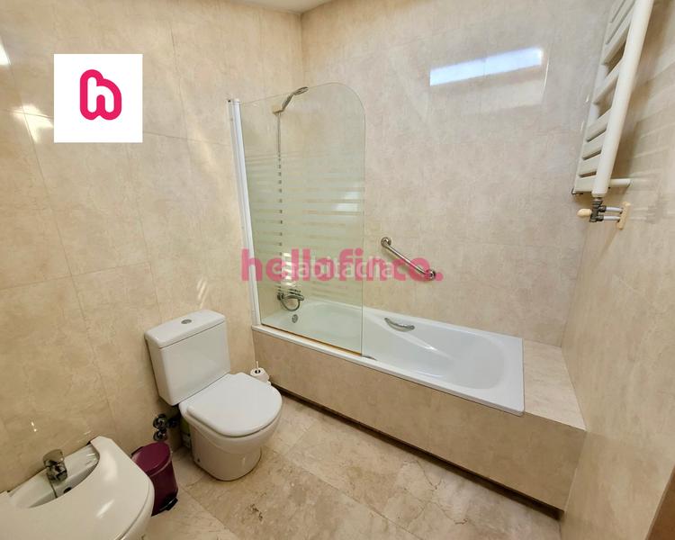 Foto 4ff0f1cd-7a8e-4b6b-931c-e609332ee026. Àtic amb calefacció aparcament a Ca n'Aurell Terrassa