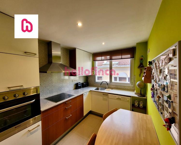 Foto b3726964-9cd2-4c75-9892-714769cf2e4a. Àtic amb calefacció aparcament a Ca n'Aurell Terrassa