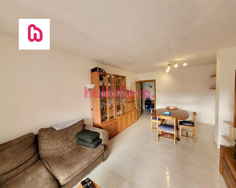 Foto 05109dcd-a001-495d-b194-0960412d6c63. Piso  - barrio del centre (les flors) en Llevant Igualada