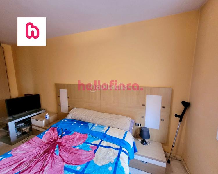 Foto 05a8b630-45d0-4cbb-9a40-99efca6f387c. Piso  - barrio del centre (les flors) en Llevant Igualada