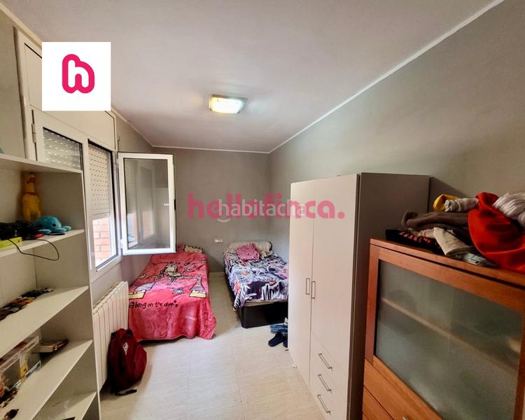 Foto 2880780f-2f3f-4fe5-81fb-303caeeebc0e. Piso  - barrio del centre (les flors) en Llevant Igualada