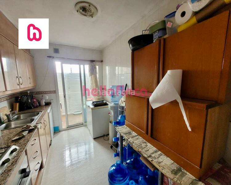 Foto 584b7a17-2d0f-4f9f-8888-c3791d0dc639. Piso  - barrio del centre (les flors) en Llevant Igualada