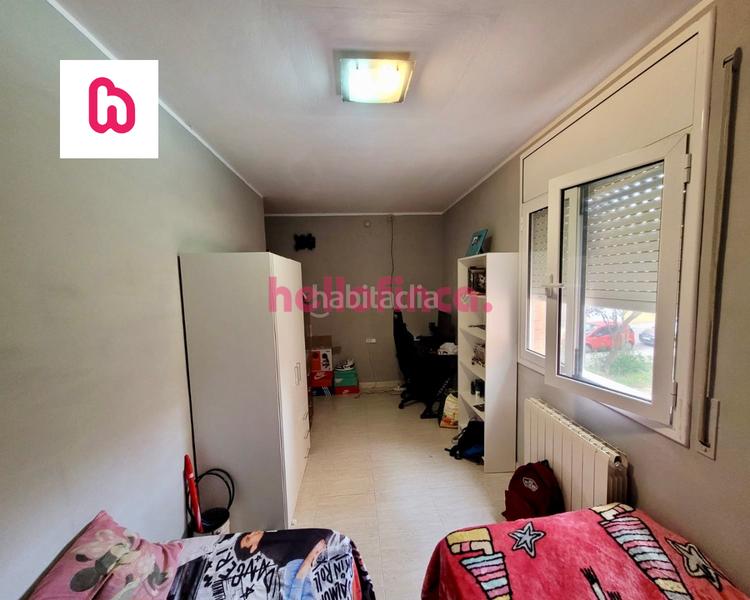 Foto 8104eb9b-7455-4a11-b23f-d3929938d66e. Piso  - barrio del centre (les flors) en Llevant Igualada