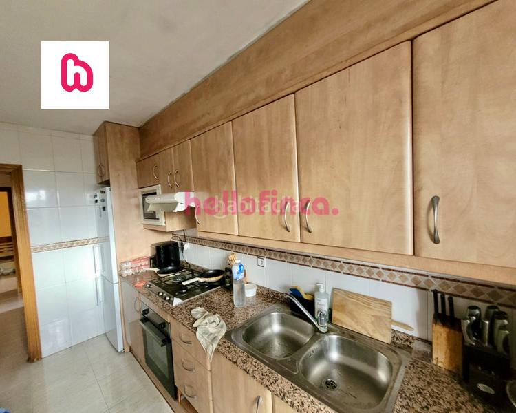 Foto 9afc10a2-853c-4096-842a-73e2d7fbbbaf. Piso  - barrio del centre (les flors) en Llevant Igualada