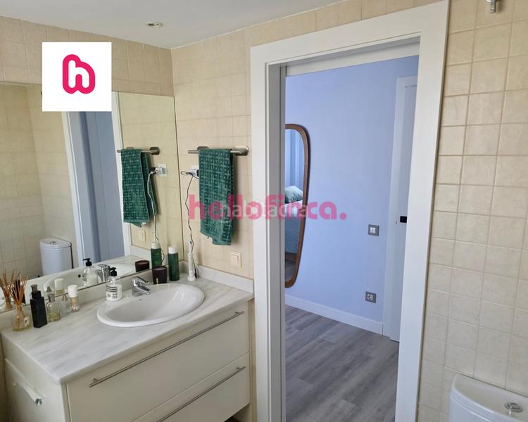 Foto 3b8678a9-ba2f-4024-ba16-c221573b76f0. Dúplex amb calefacció aparcament piscina a Montornès del Vallès