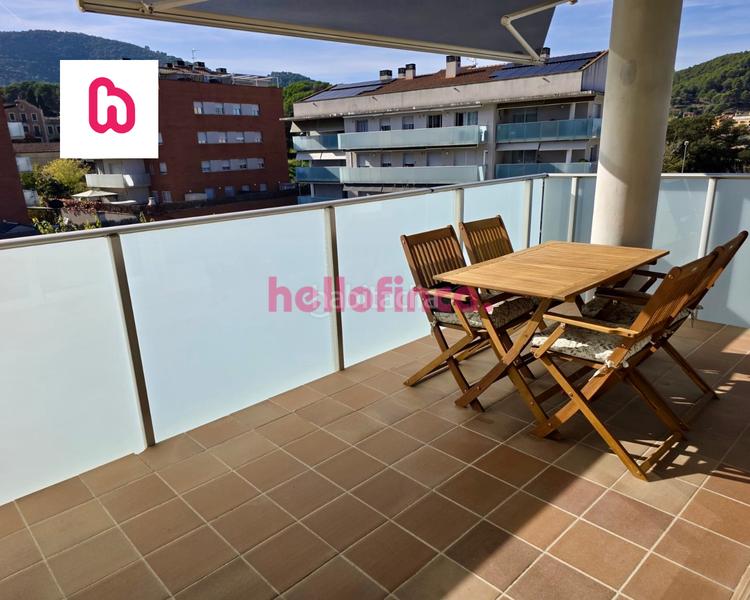 Foto 82bd23f3-90c4-40b0-9a8c-9fe2e04674cb. Dúplex amb calefacció aparcament piscina a Montornès del Vallès