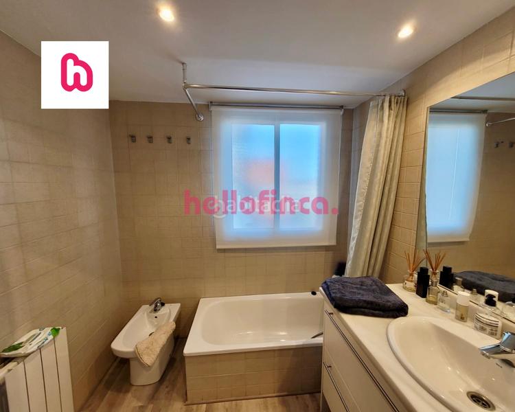 Foto 9e55508f-0977-4911-aadc-fa4770abcf6f. Dúplex amb calefacció aparcament piscina a Montornès del Vallès