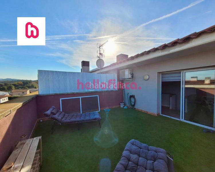 Foto f91fbdd3-e680-4bb4-84d1-b5f55fc12e21. Dúplex amb calefacció aparcament piscina a Montornès del Vallès