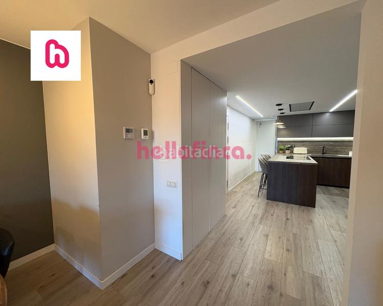 Foto c54c6b80-cae7-43d5-ae8c-40dd095c5048. Appartement avec chauffage parking piscine dans Segle XX Terrassa