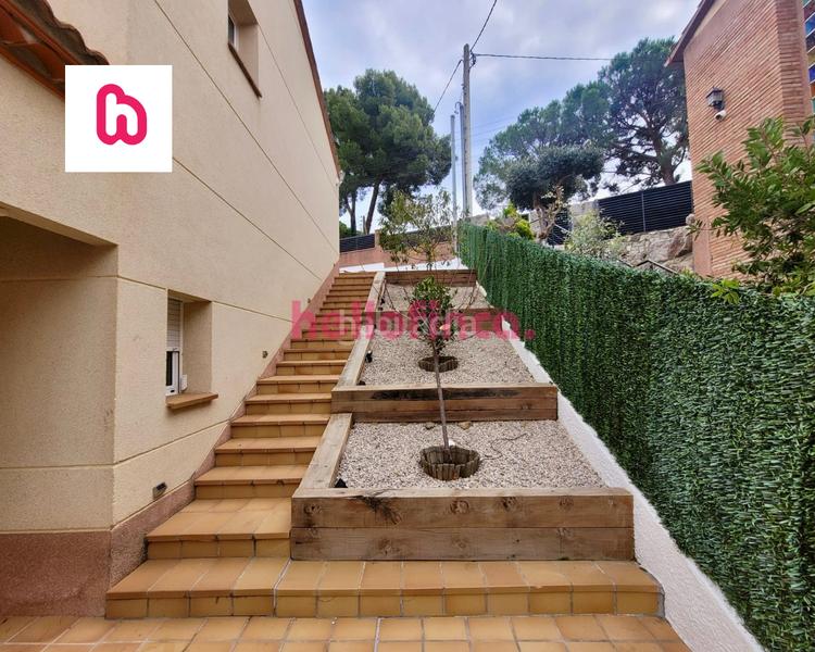 Foto 1561cb74-ab2a-439b-89ea-3a52b8939e8f. Chalet mit kamin heizung parking pool in Ametlla del Vallès (L´)