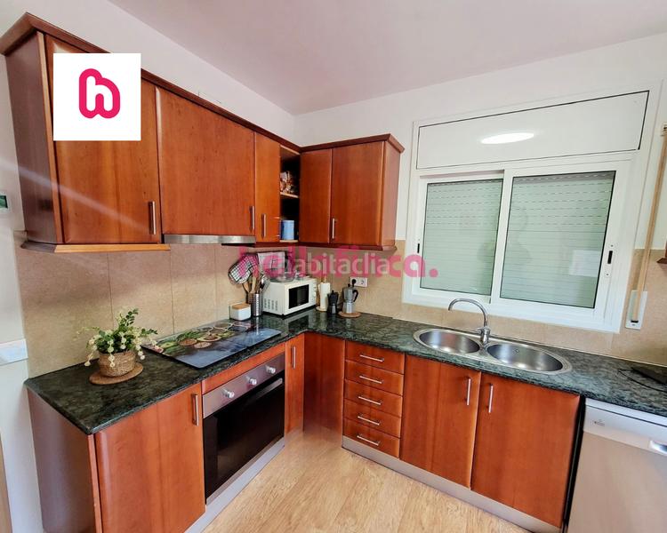 Foto 17f95176-32b5-472a-81ff-51a2e2ff5ea2. Chalet mit kamin heizung parking pool in Ametlla del Vallès (L´)