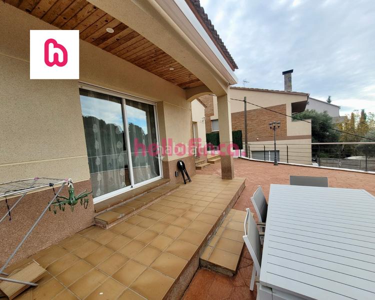 Foto 57b4a3d6-7240-492a-93bf-df81db137fb7. Chalet mit kamin heizung parking pool in Ametlla del Vallès (L´)