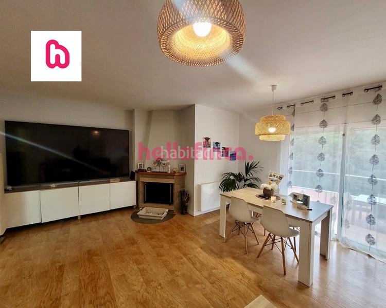 Foto 90a3e98d-cf5a-4623-8f35-38495847e6f2. Chalet mit kamin heizung parking pool in Ametlla del Vallès (L´)