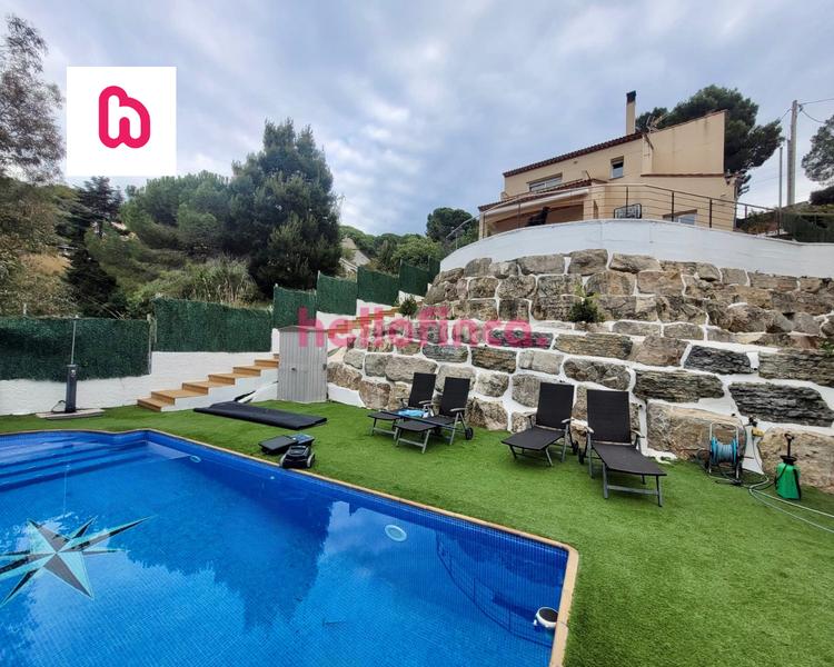 Foto a2bac130-65e7-452a-8e74-56be8d6b42b1. Chalet mit kamin heizung parking pool in Ametlla del Vallès (L´)