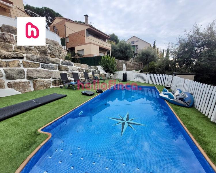 Foto dabc8bb7-9a36-4f67-a5c5-bff02f6f8290. Chalet mit kamin heizung parking pool in Ametlla del Vallès (L´)