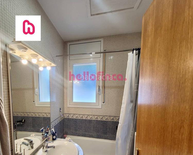 Foto dd29ceb1-81d8-4cff-b512-4401a4a5a40a. Chalet mit kamin heizung parking pool in Ametlla del Vallès (L´)