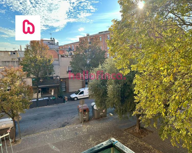 Foto 6d4f94e2-fe8b-48a0-8a8b-13547188e3e1. Piso  (Ca n'Anglada) actualmente alquilado - ¡rentabilidad desde el primer dia! en Terrassa