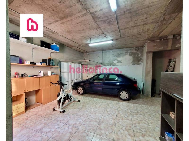 Foto 3e8af94a-55c6-4623-986b-8dedf55d2594. Casa amb calefacció aparcament piscina a Abrera