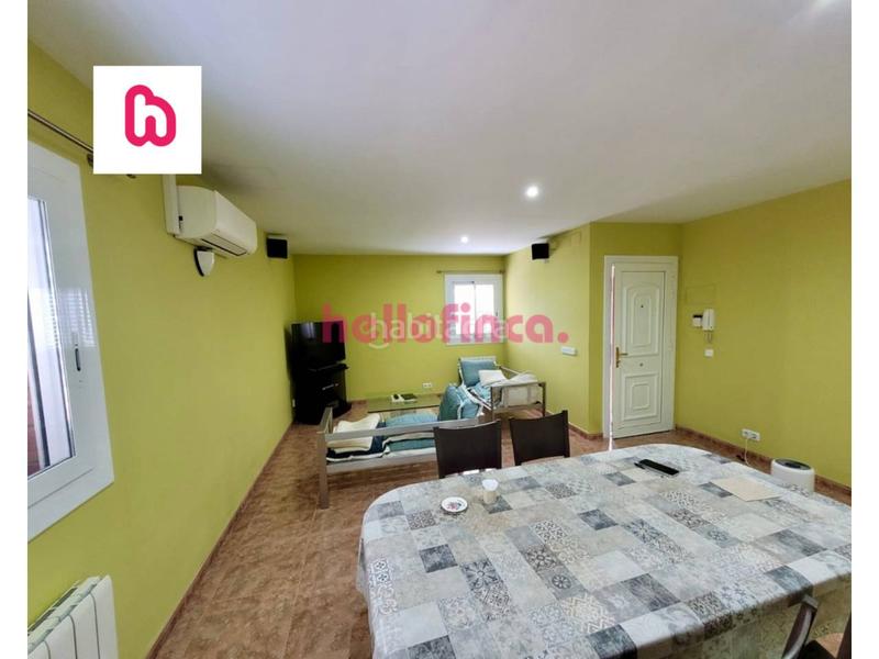 Foto b67ffb55-0c49-4ebc-8c45-3c7f3eaafb6b. Casa amb calefacció aparcament piscina a Abrera