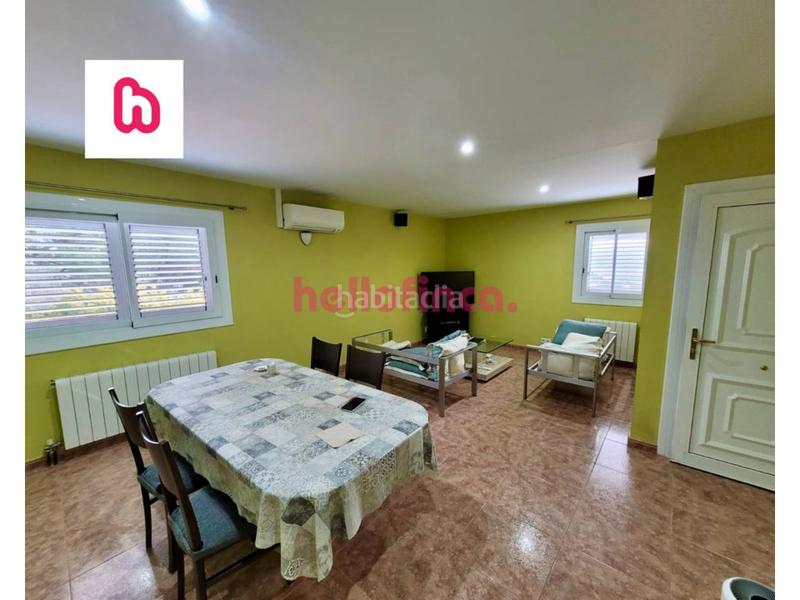 Foto c070896c-2c99-43d8-95f8-75fa03710870. Casa amb calefacció aparcament piscina a Abrera