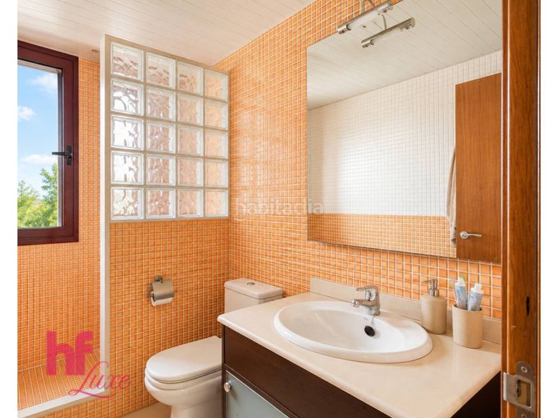 Foto 3d9d71c6-e2ae-4183-9e8c-e482b087c1ba. Casa aparellada amb calefacció aparcament a Lliçà de Vall