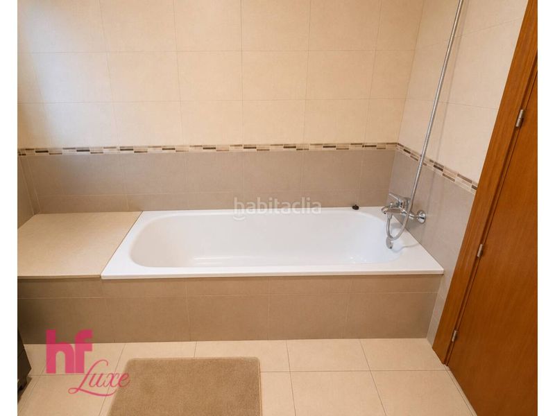 Foto 5f366a01-4ea8-43b5-8eb4-6270304f4aa0. Casa aparellada amb calefacció aparcament a Lliçà de Vall