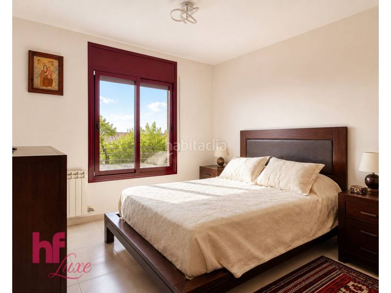 Foto f035e8c1-95af-4d50-be4f-38132933d6fb. Casa aparellada amb calefacció aparcament a Lliçà de Vall
