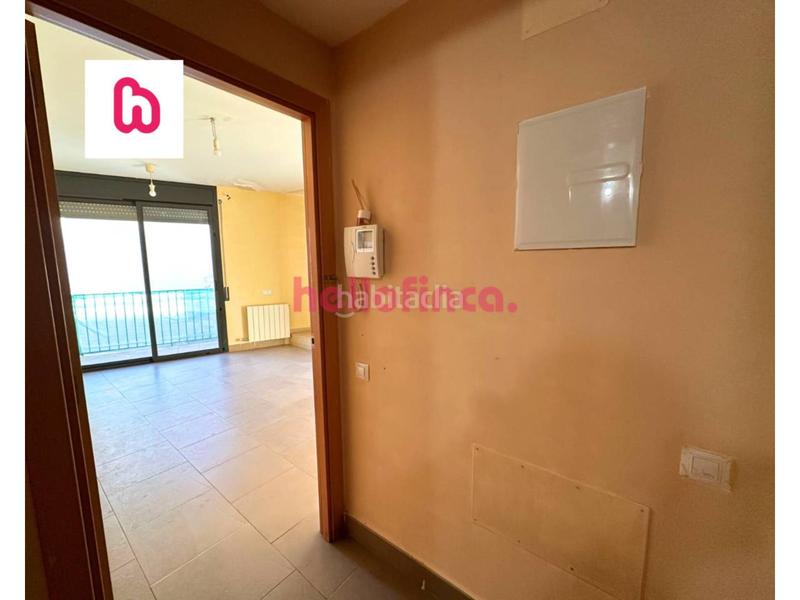 Foto 0e5e230f-d27e-498f-b14c-f98b817065d8. Dúplex  en venta con balcón, terraza, parking y trastero en Rubí