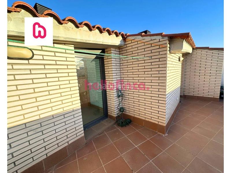 Foto 1ca452e9-f39e-4cbd-b274-bc1618db6f66. Dúplex  en venta con balcón, terraza, parking y trastero en Rubí