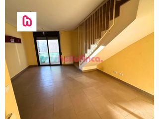 Duplex  Calle zamora. D�plex en venta en rub� con balc�n, terraza, parking y trastero