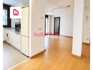 Flat  Calle portal. Piso reformado en el centro histórico de avià con vistas a la mo