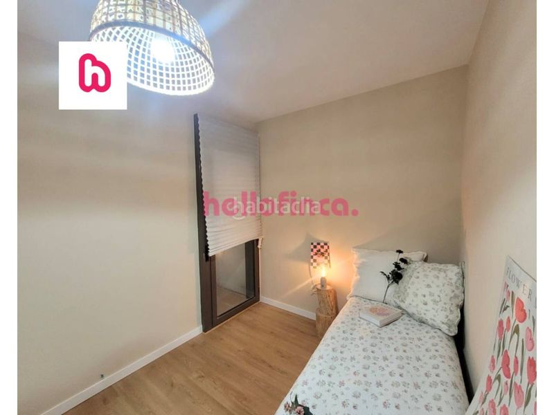 Foto f0febba0-78be-4f4c-9003-0ea631c0b3d6. Pis amb calefacció a Barri del Centre Terrassa