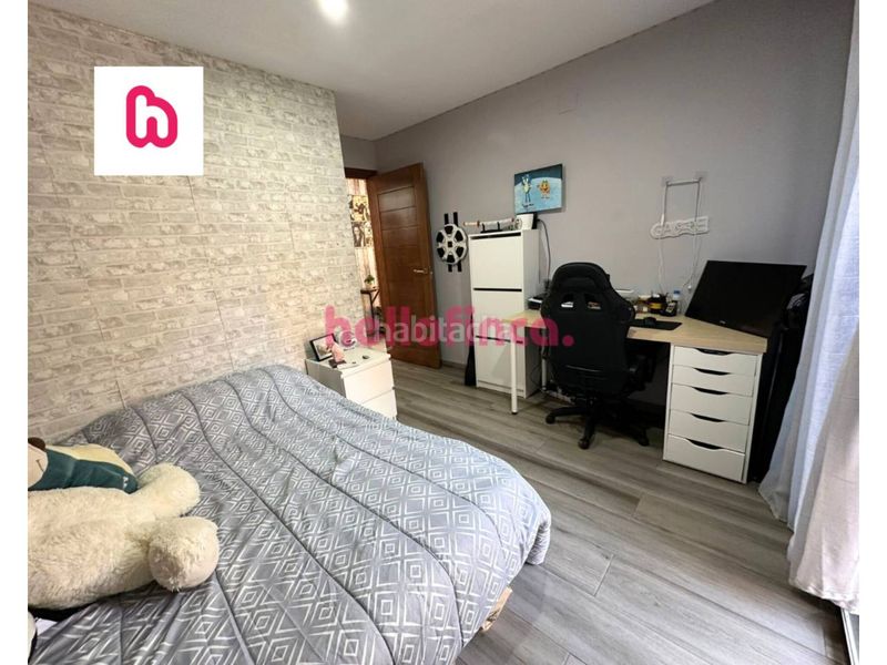 Foto 8a49be8f-f4bd-475e-9285-bc830b48bc21. Xalet amb calefacció aparcament piscina a Lliçà d´Amunt