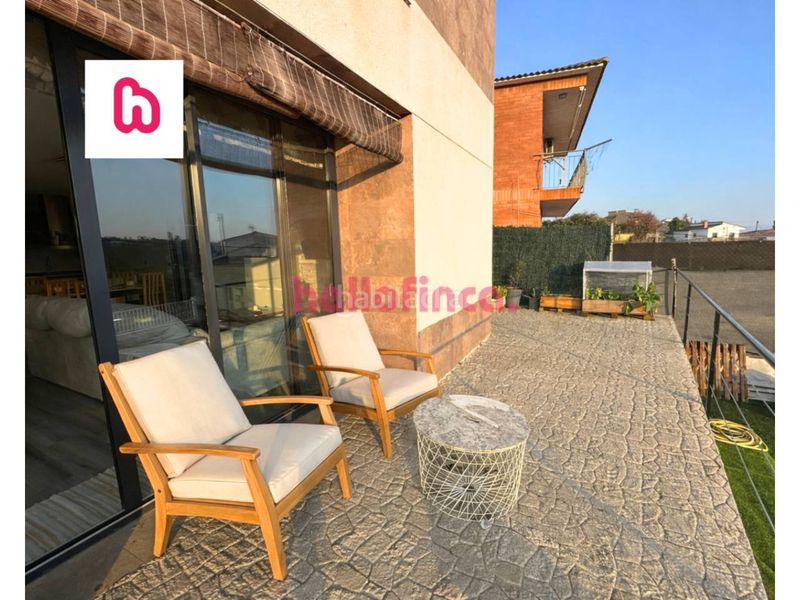 Foto 9fae4bac-a583-4d4a-914b-a0978215c4ca. Xalet amb calefacció aparcament piscina a Lliçà d´Amunt