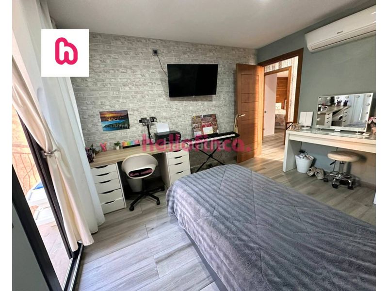 Foto c2ccc354-c72e-467e-b3a1-7ebb4428b40c. Xalet amb calefacció aparcament piscina a Lliçà d´Amunt