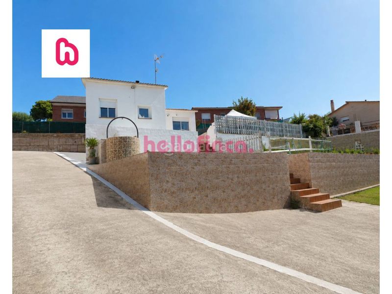 Foto fec7adea-5424-47a8-a4f8-54fb577e62a6. Xalet amb calefacció aparcament a Lliçà d´Amunt